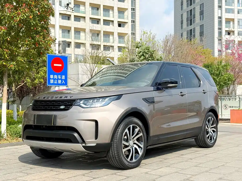 Land Rover Discovery 2018