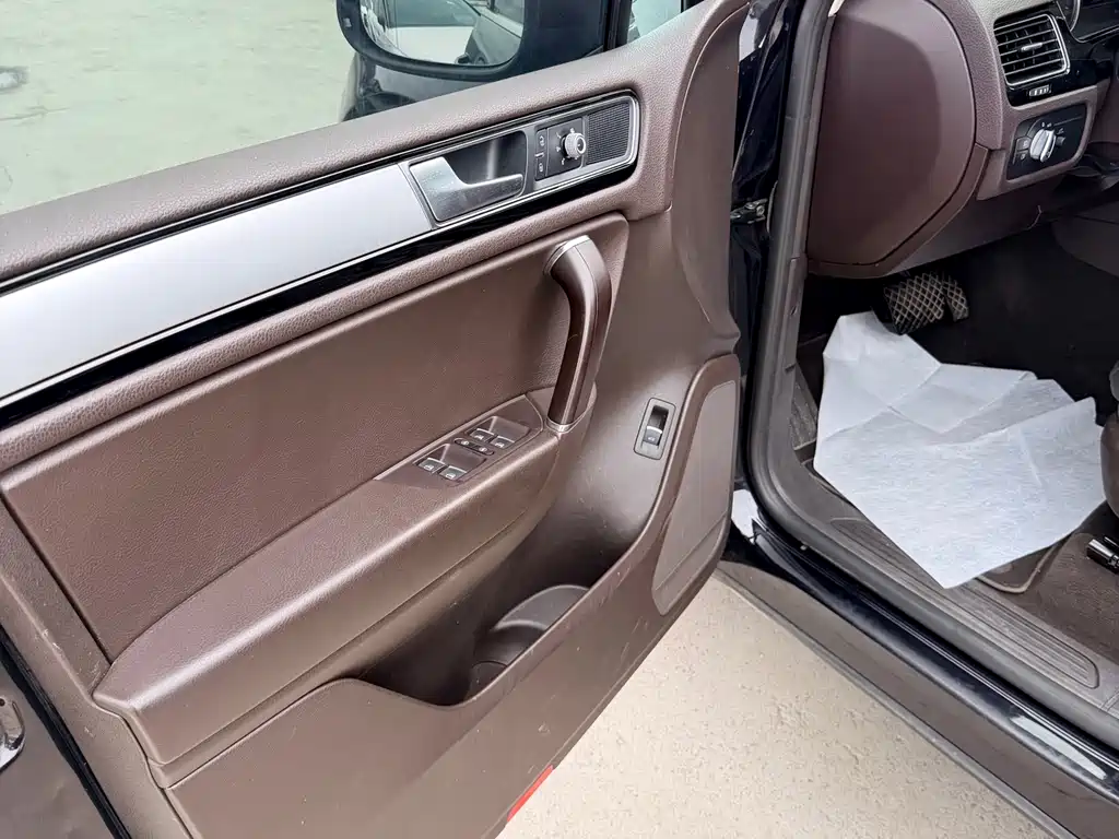 Volkswagen Touareg 2016 3.0TSI