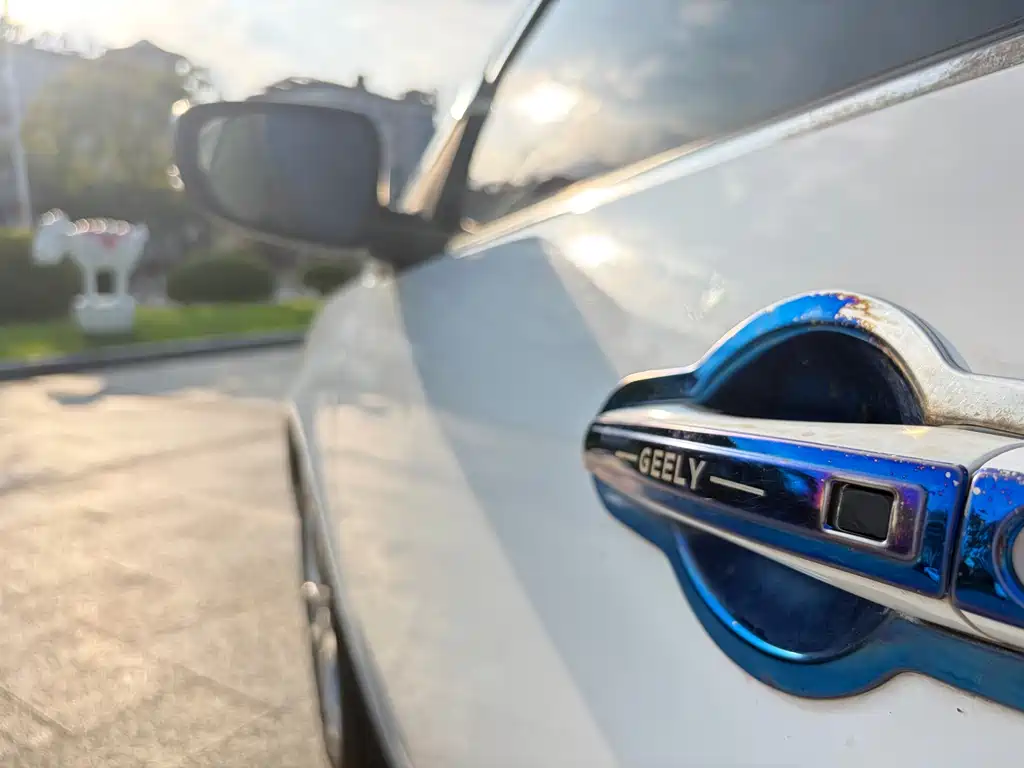Geely Vision — миниатюра 14