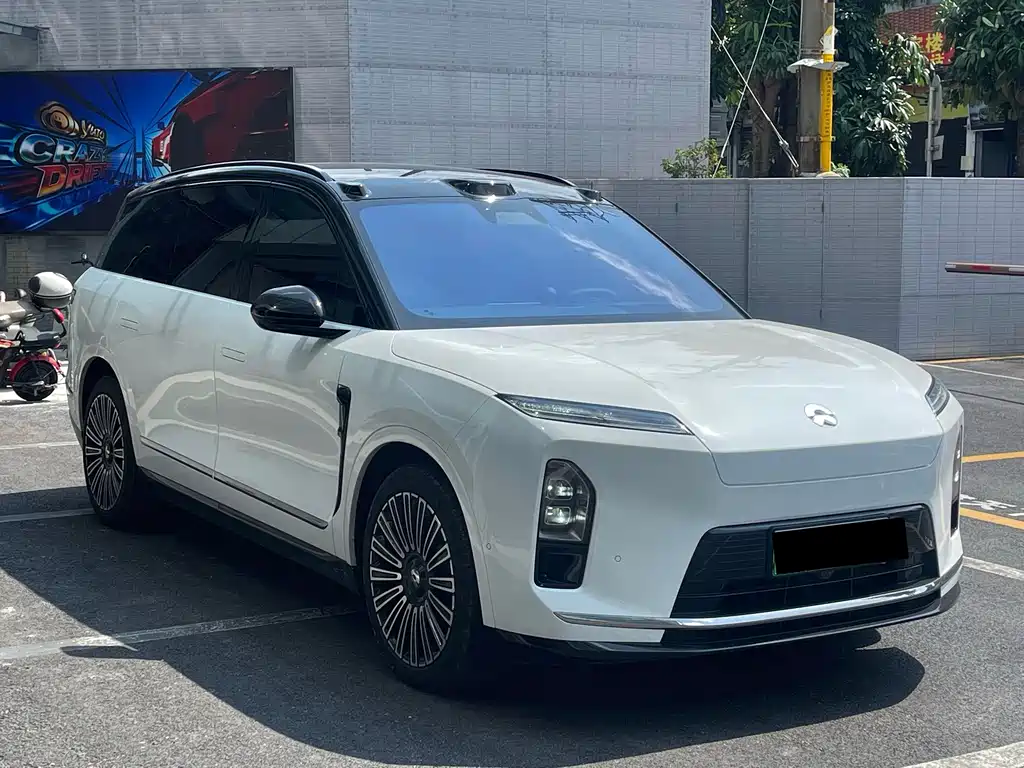 NIO ES8 — миниатюра 4