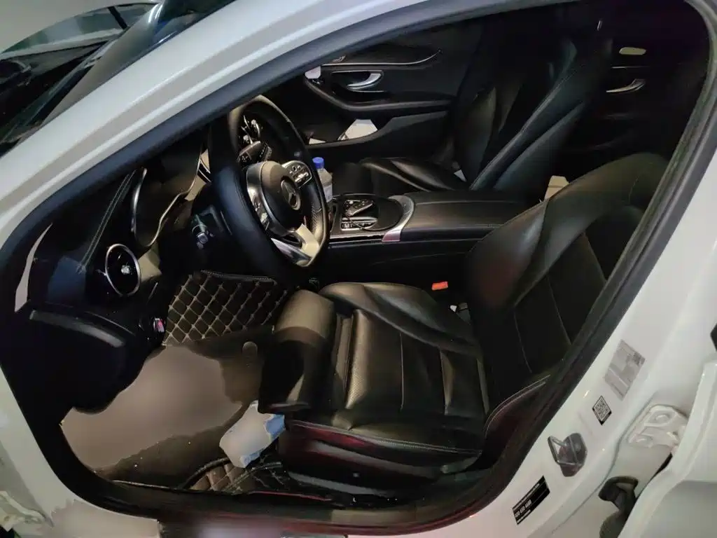 Mercedes-Benz C-Class — миниатюра 8