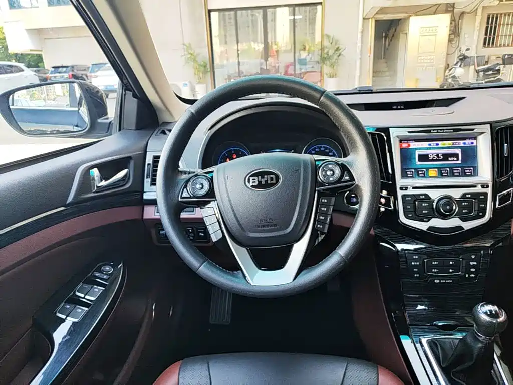BYD Surui — миниатюра 11