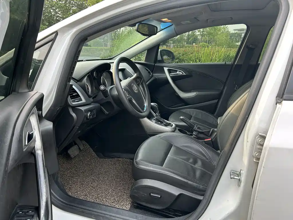 Buick Excelle 2013 GT 1.6L AT Fashion