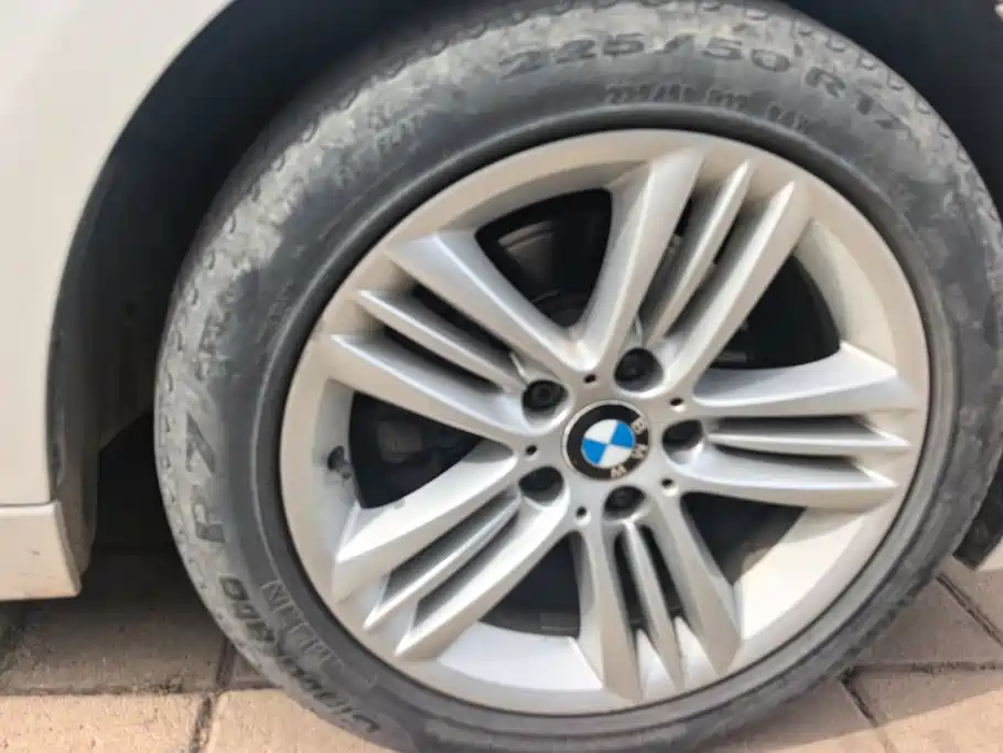 BMW 3 Series — миниатюра 6