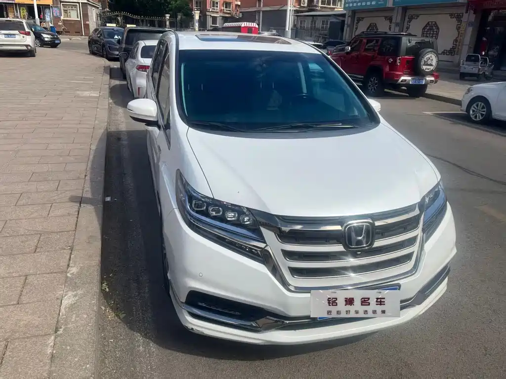 Honda Elysion — миниатюра 2