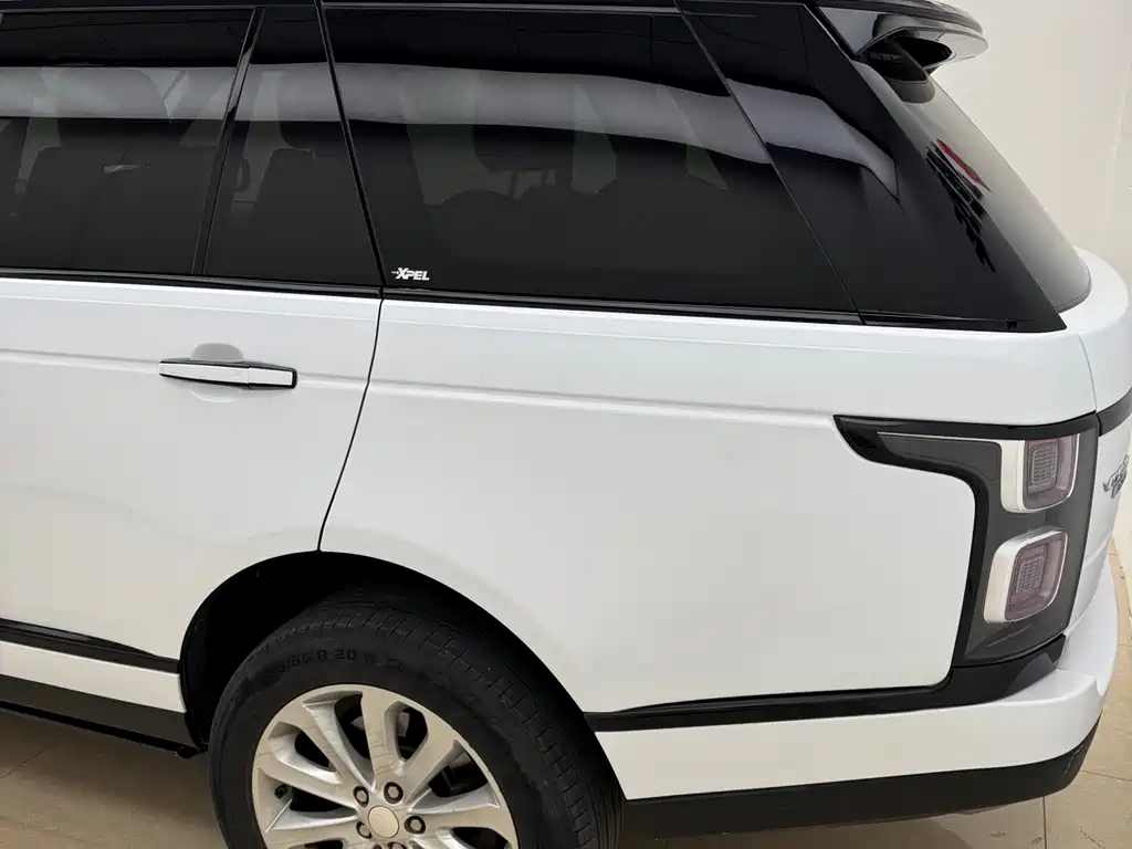 Land Rover Range Rover — миниатюра 21