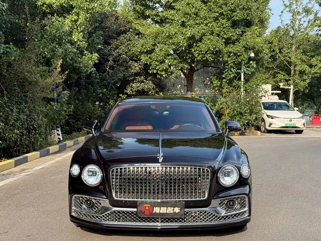 Bentley Flying Spur — миниатюра 2