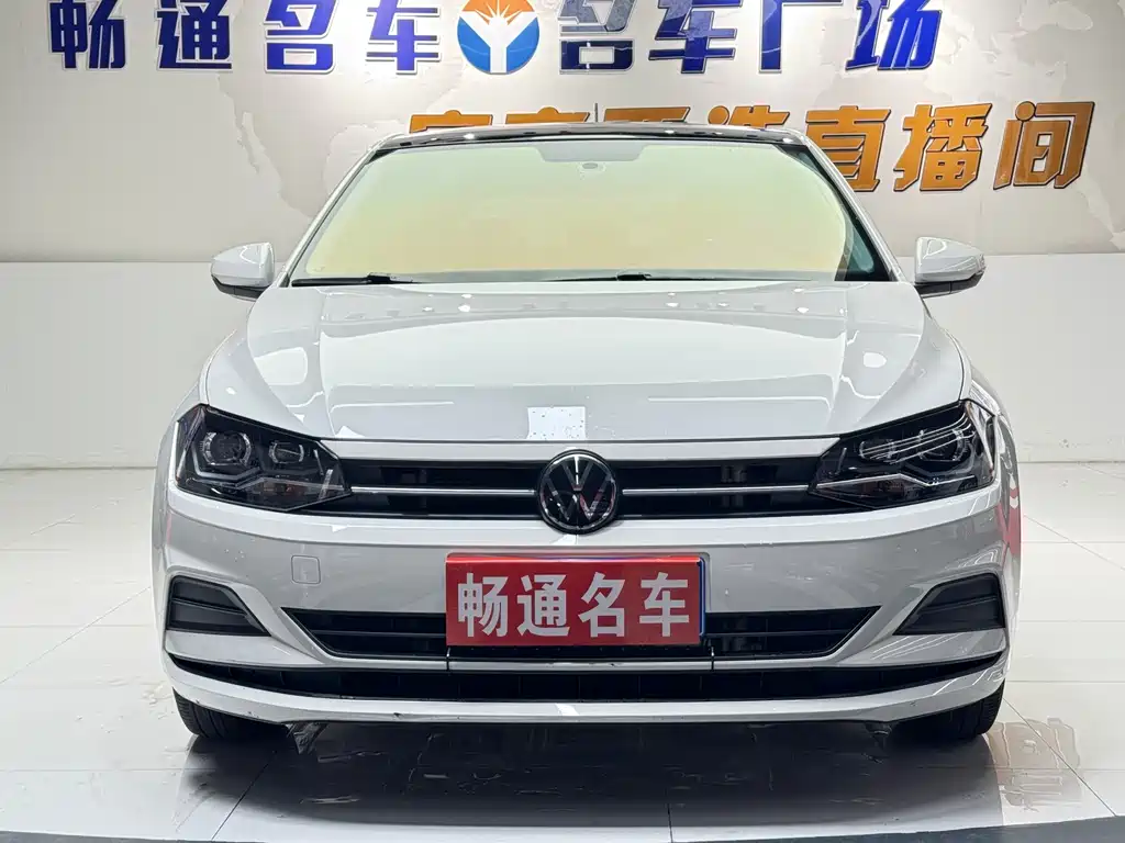 Купить Volkswagen Polo