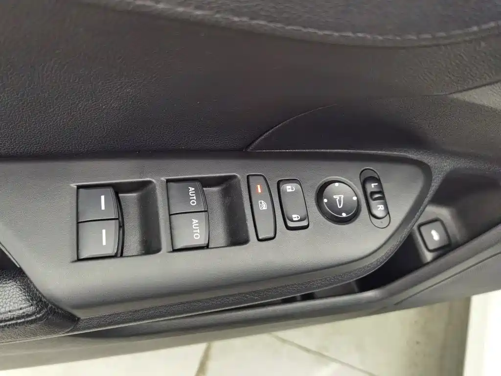 Honda Civic — миниатюра 9