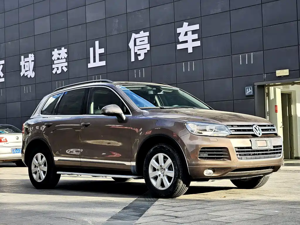 Volkswagen Touareg — миниатюра 3