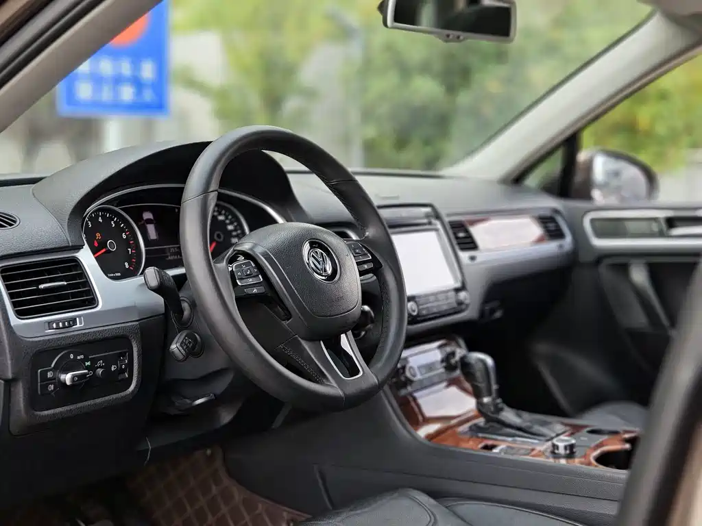 Volkswagen Touareg — миниатюра 20