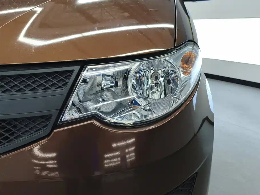 Wuling Hongguang — миниатюра 5