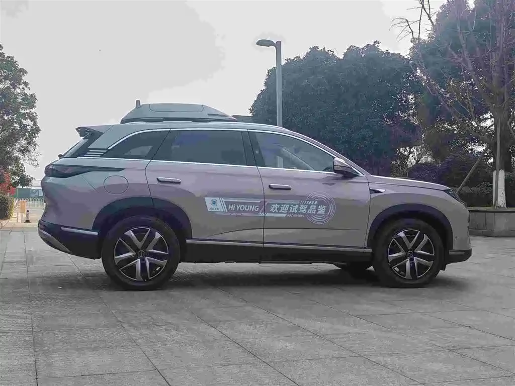 BYD SEA LION 07 DM I