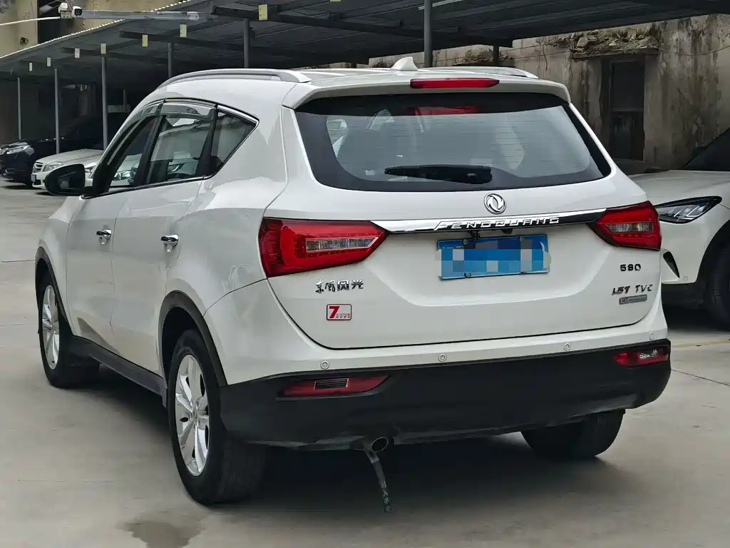 Dongfeng 580 2017 1.5T CVT Comfort