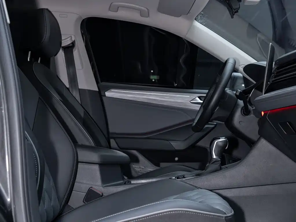Volkswagen Sagitar — миниатюра 14