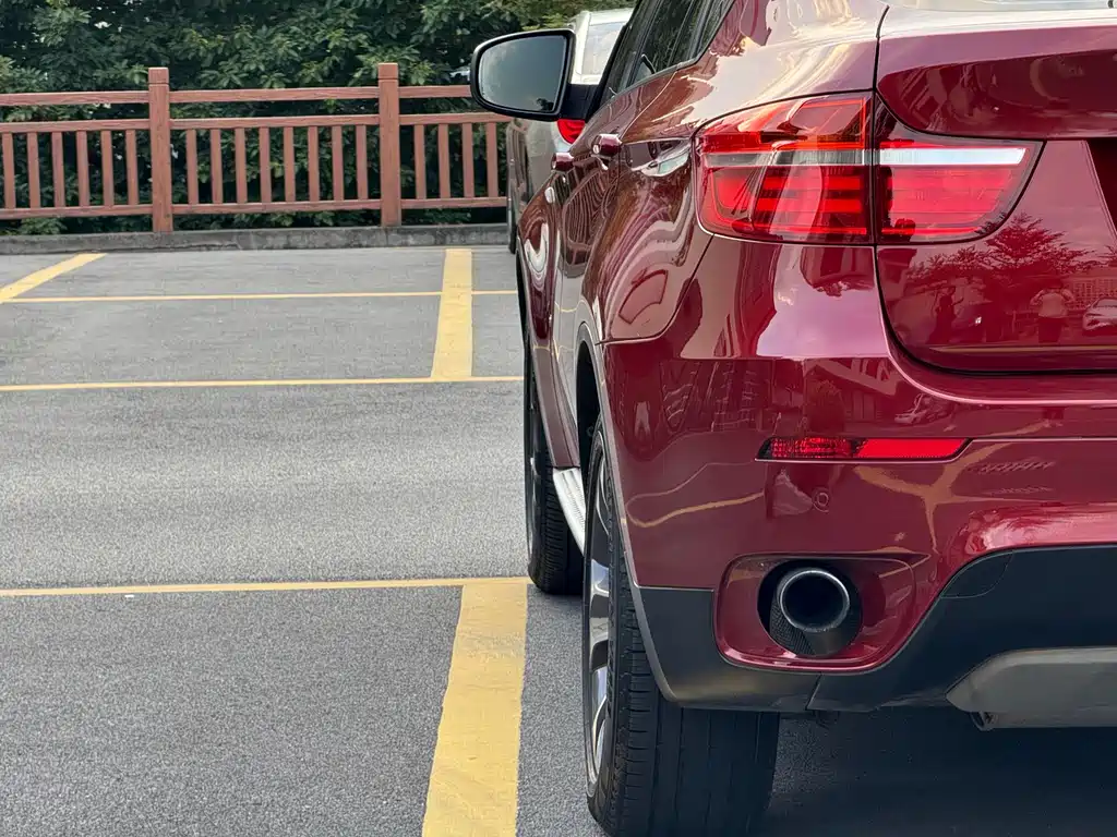BMW X6 — миниатюра 23