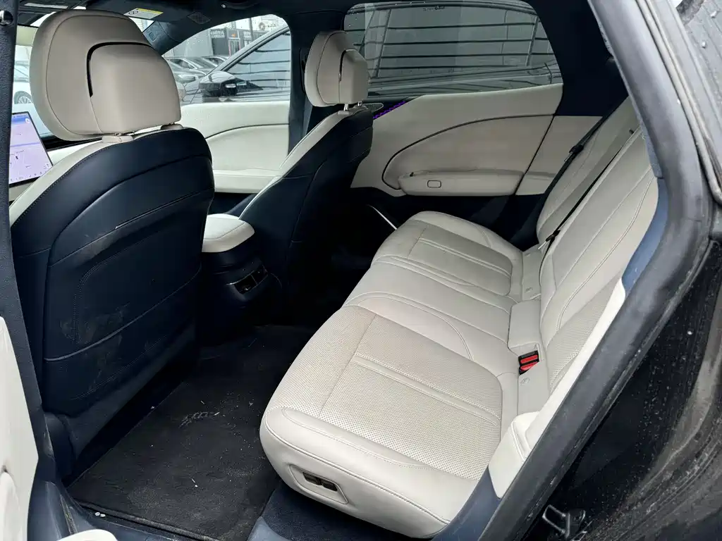 ZEEKR EXTREME KRYPTON 007