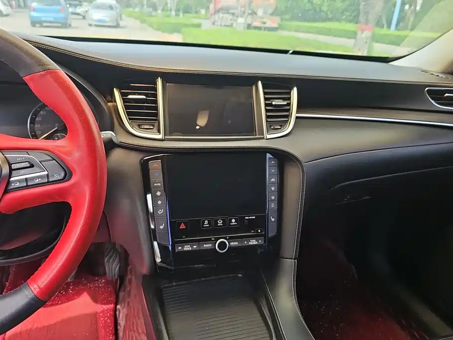 Infiniti QX50 — миниатюра 13