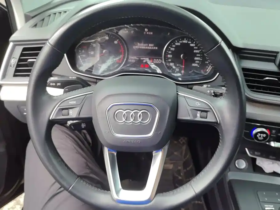 Audi Q5L — миниатюра 15