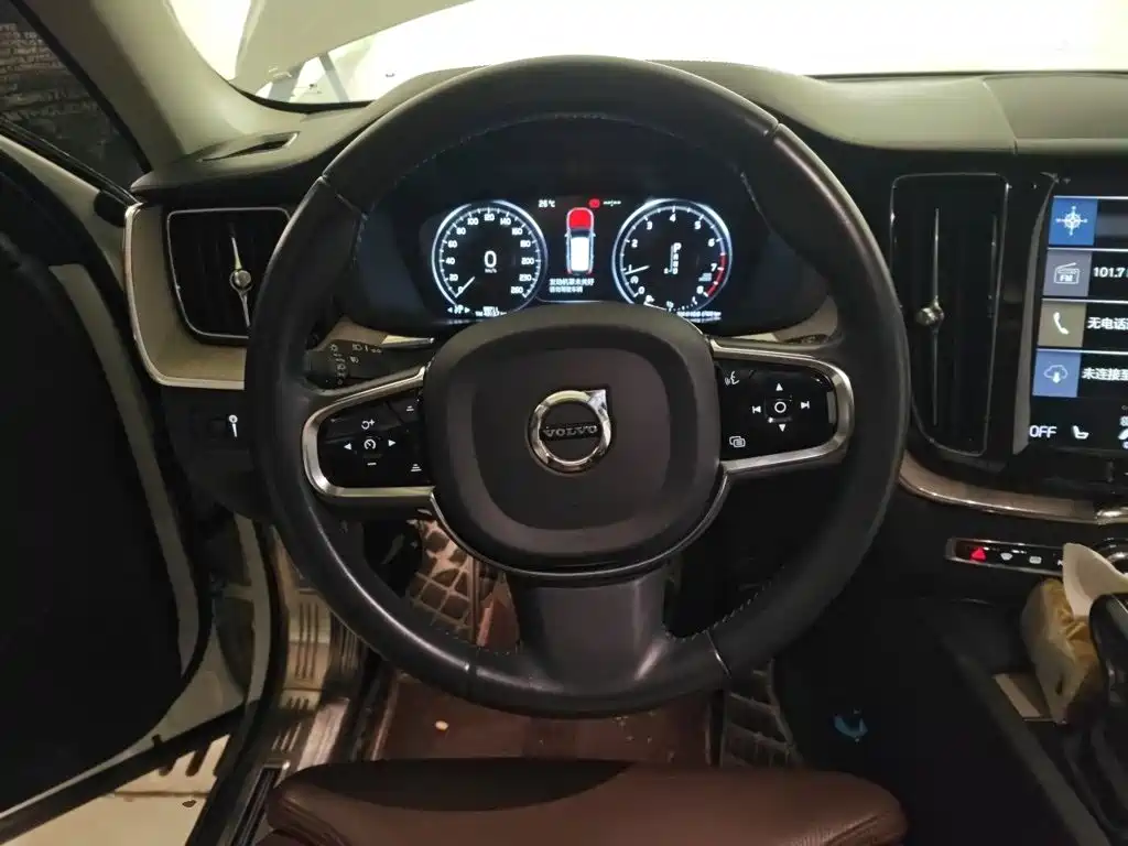 Volvo XC60 — миниатюра 3