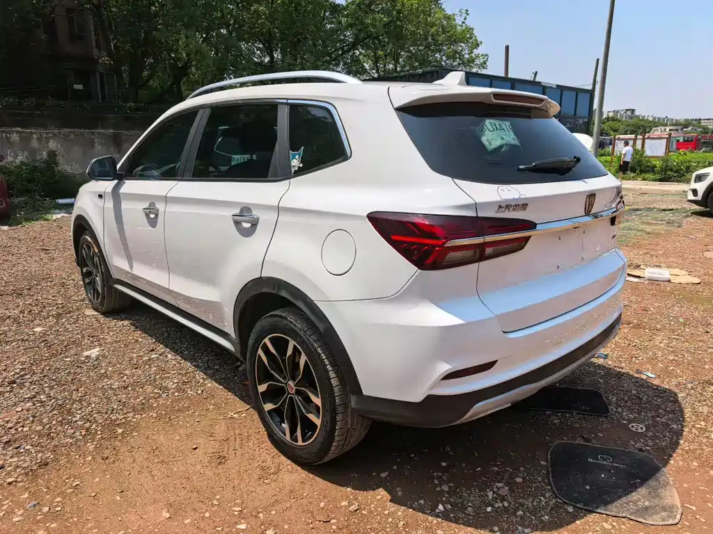 Roewe RX5 — миниатюра 7