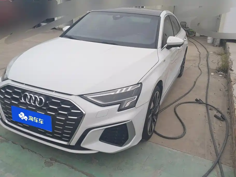 奥迪A3 2024款 A3L Limousine 35 TFSI 时尚运动型 2024