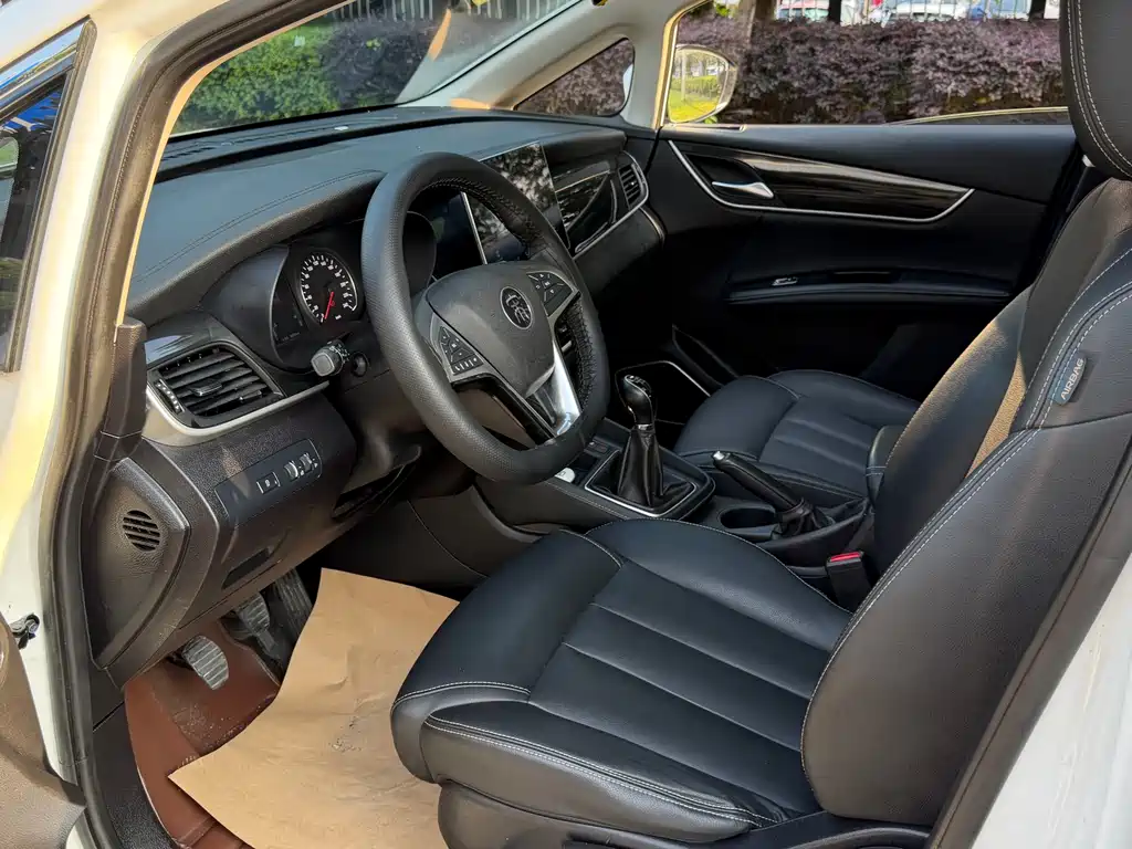 BYD Song MAX MAX 2019 1.5T MT 7 мест VI