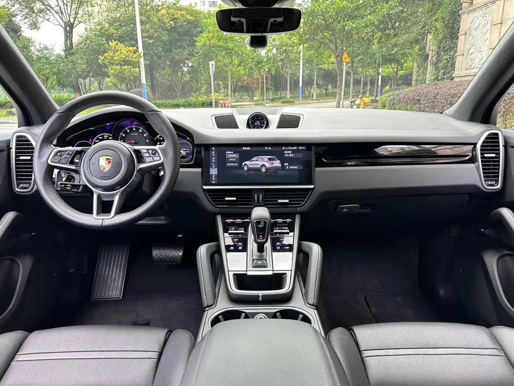 Porsche Cayenne 2019 Cayenne 3.0T