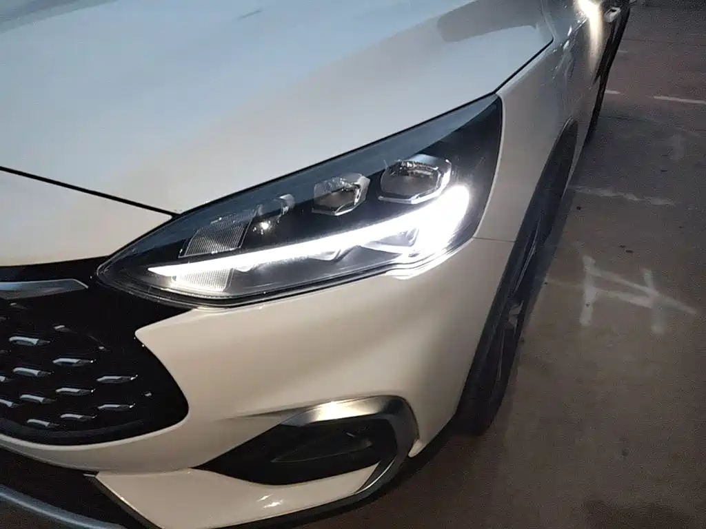 Ford Focus — миниатюра 24