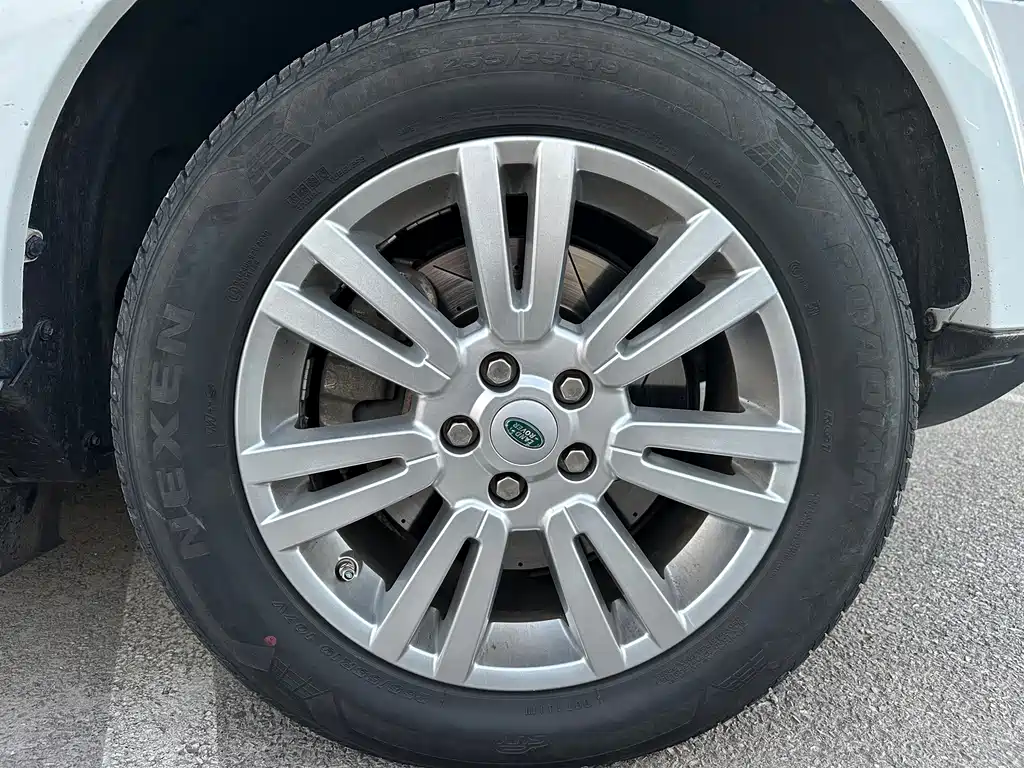 Land Rover Discovery — миниатюра 16