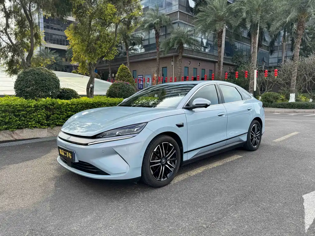BYD QIN L