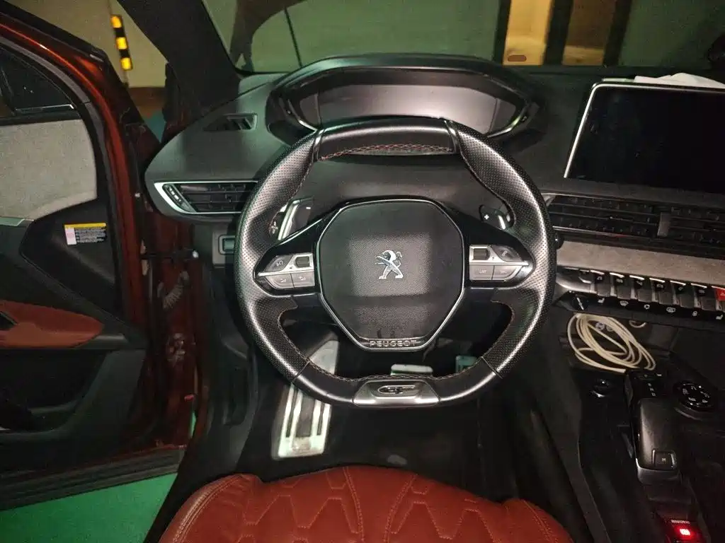 Peugeot 4008 — миниатюра 3