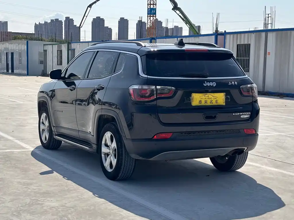 Jeep Compass — миниатюра 10