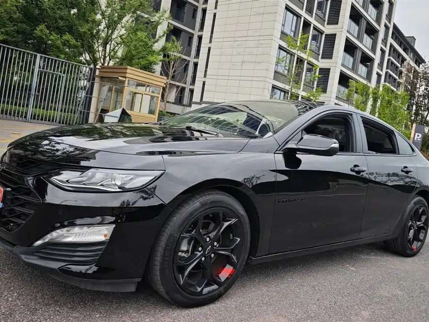 Купить Chevrolet Malibu XL