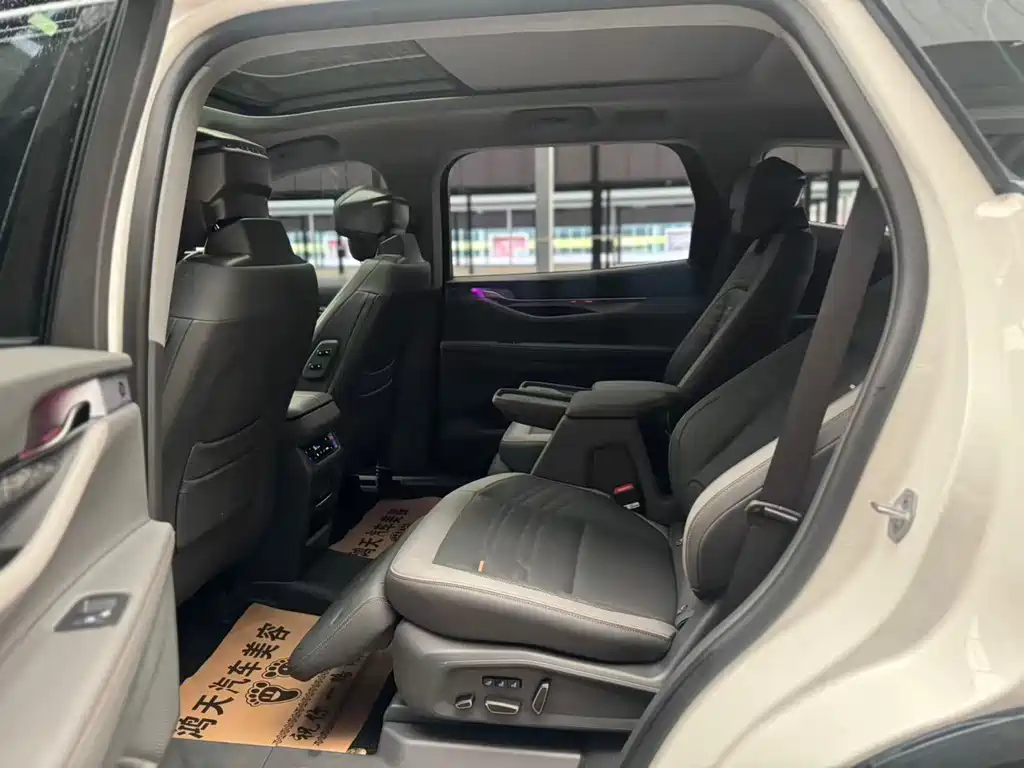 Ford Edge Edge L 2.0T EcoBoost 4WD 7-seat Supreme Type, фото 7