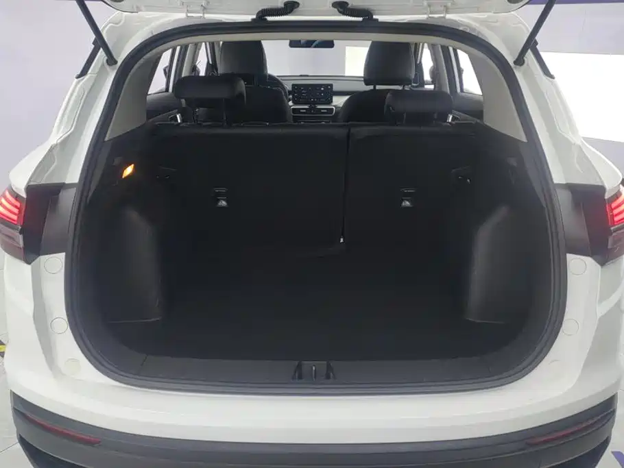 Geely Binyue — миниатюра 4