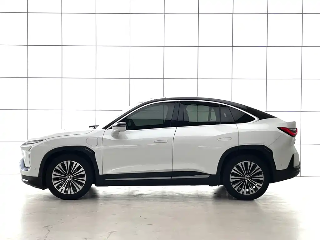 NIO EC6 — миниатюра 25