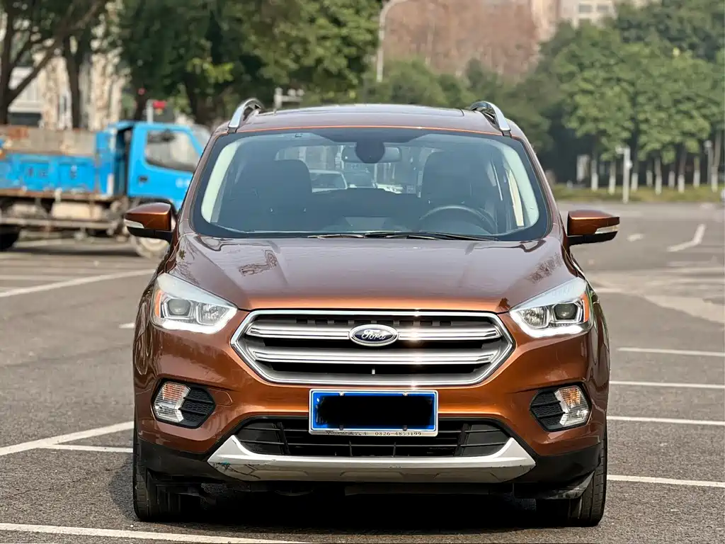 Ford Kuga EcoBoost 245 4WD Platinum Wing Type, фото 2