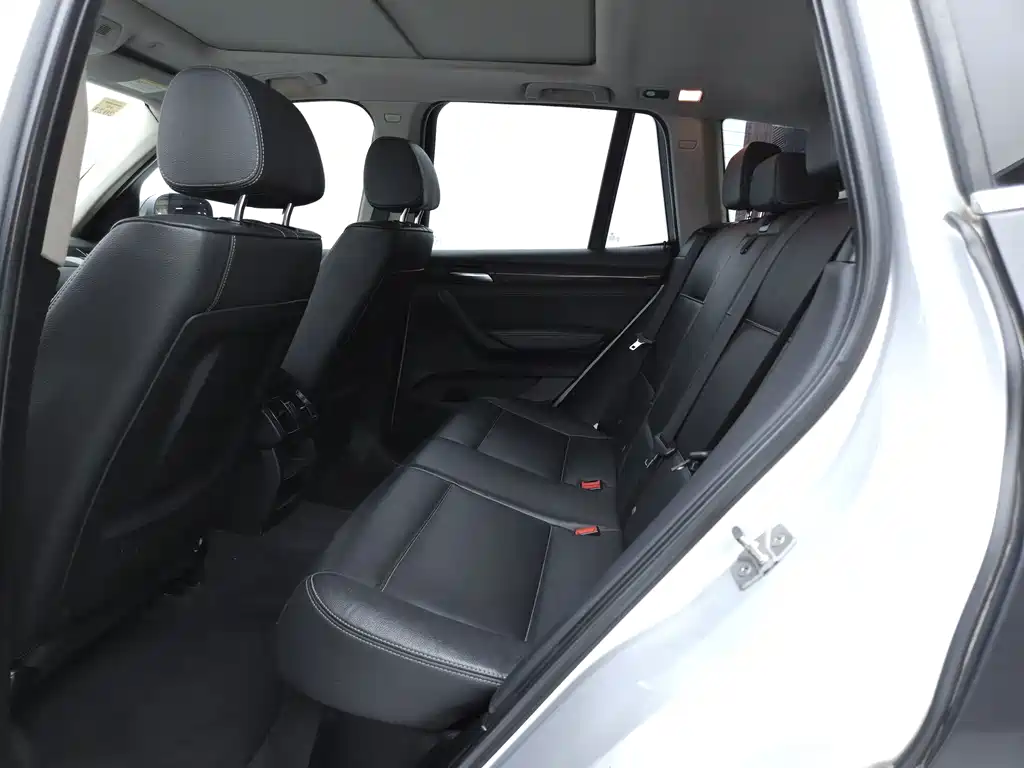BMW X3 (Import) — миниатюра 9
