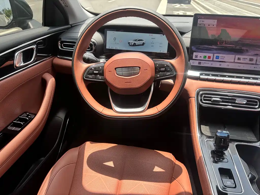 Geely Emgrand 2026 5 1.5T DCT Flagship