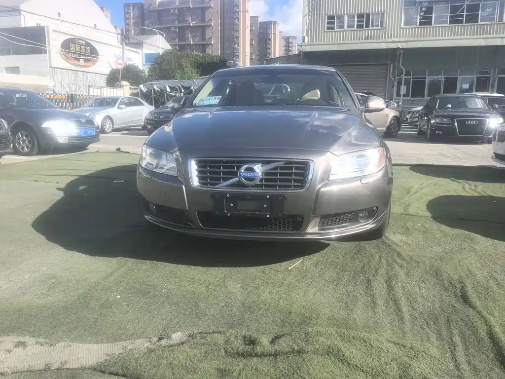 Volvo S80L 2009 2.5T