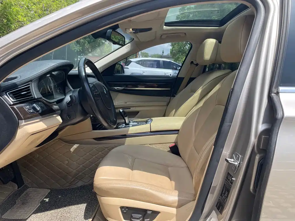 BMW 7 Series 7 2011 730Li Elegant