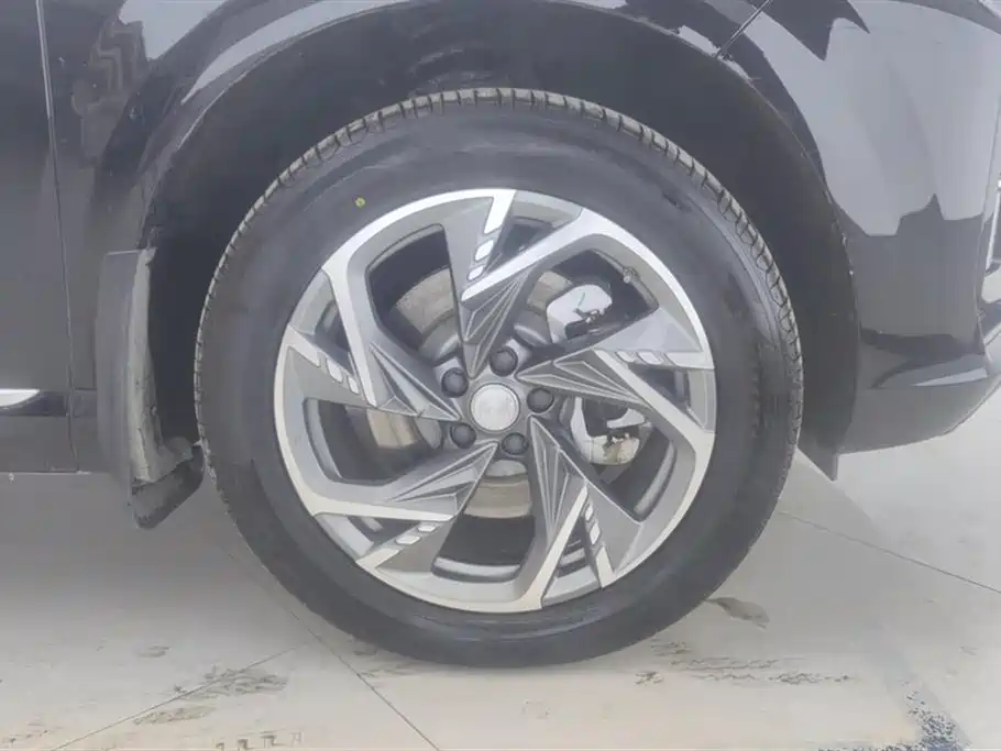 Hongqi HONGQI HS3 PHEV