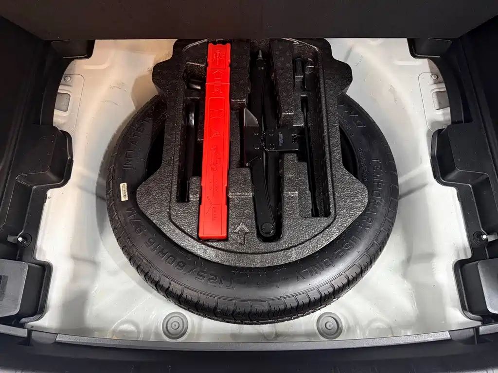 GEELY AUTOMOBILE BINYUE