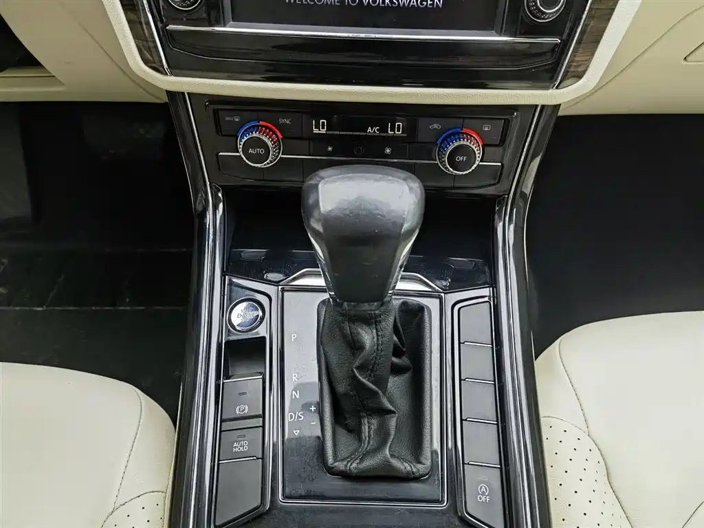 Volkswagen Phideon — фотографии объявления, Фото 13
