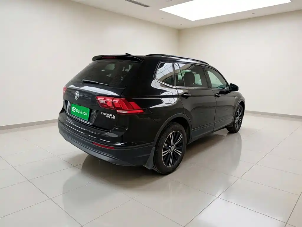 Volkswagen Tiguan L — миниатюра 4