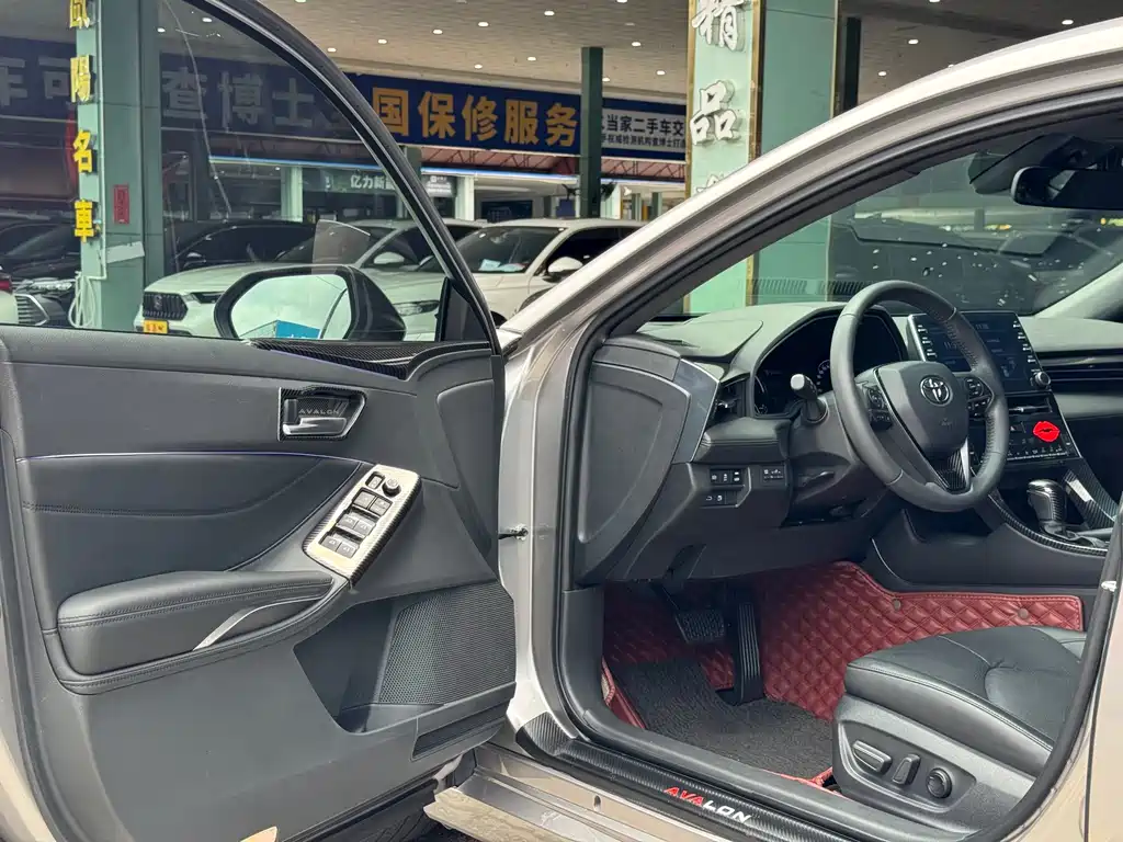 Toyota Avalon 2019 2.5L Luxury VI