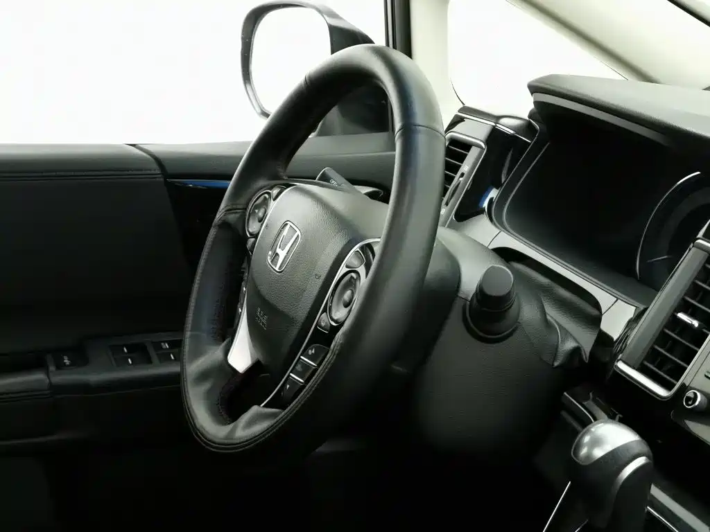 Honda Elysion — миниатюра 22