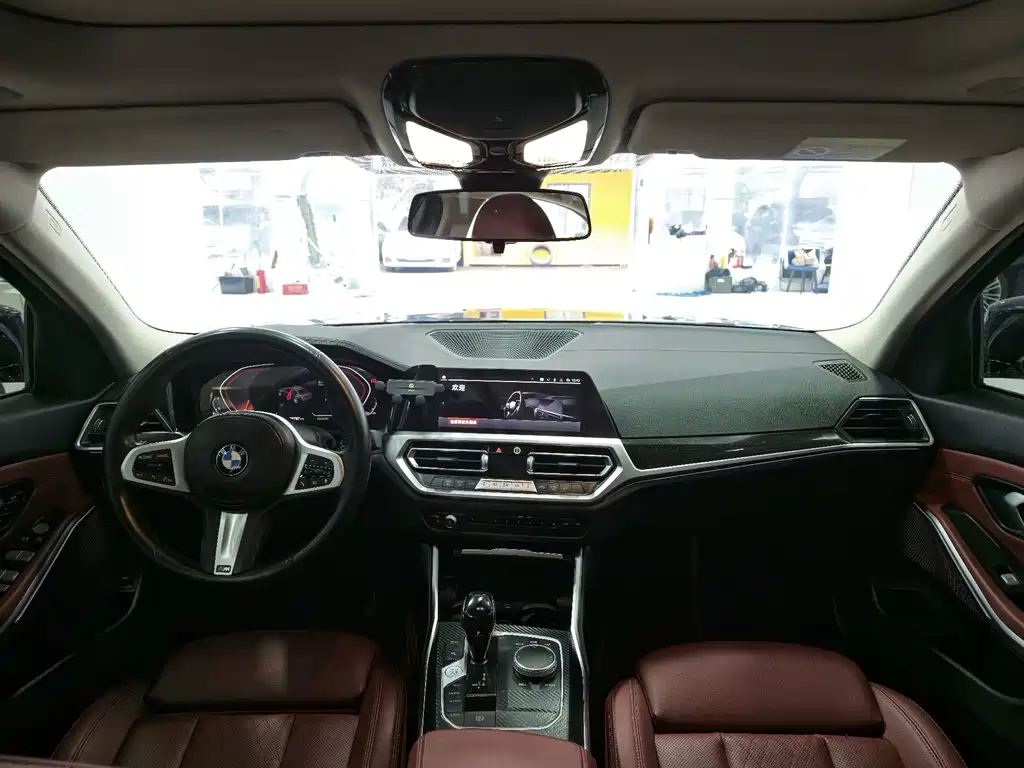 BMW 3 Series — миниатюра 13