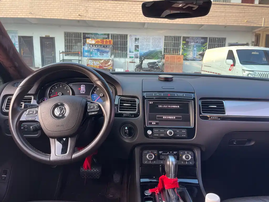 Volkswagen Touareg — миниатюра 8